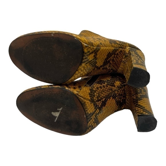 ZARA WOMAN YELLOW SNAKE PRINT ZIPPER BOOTS Woman’s Size 38 US 7.5 - Picture 5 of 12